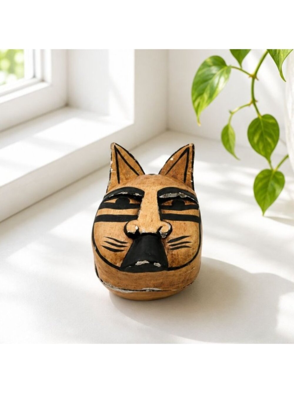 Handcrafted Cat Head Trinket Box With Hinged Lid - Vintage Wood-Look Plaster - 6